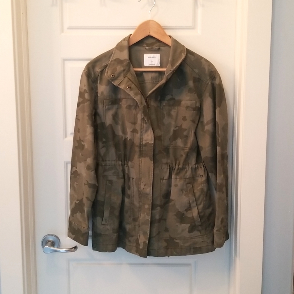 Camouflage camo green utility jacket